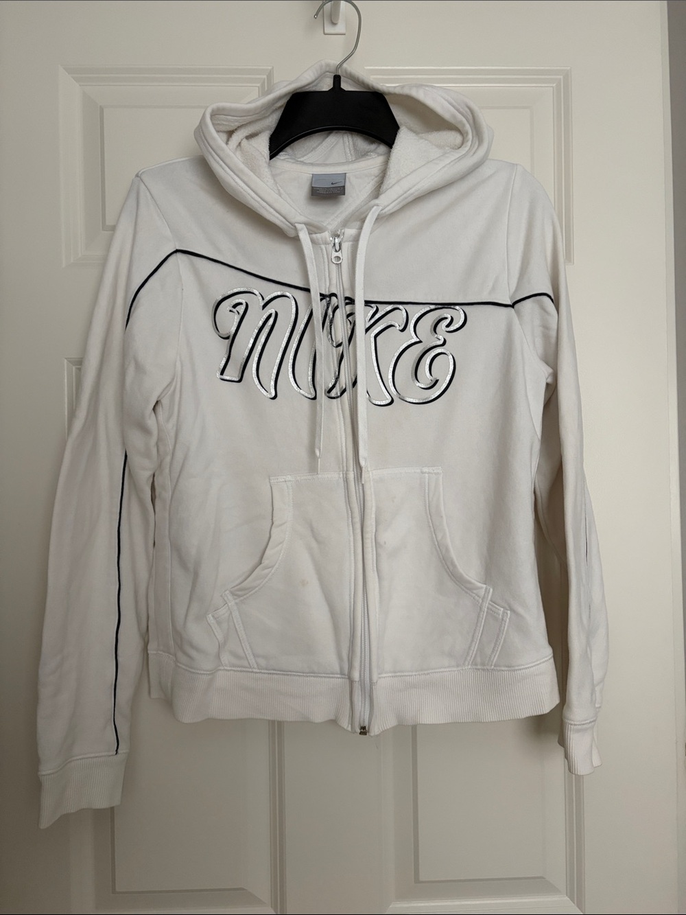 Nike White Hooded Zip-Up Sweatshirt with Black Piping